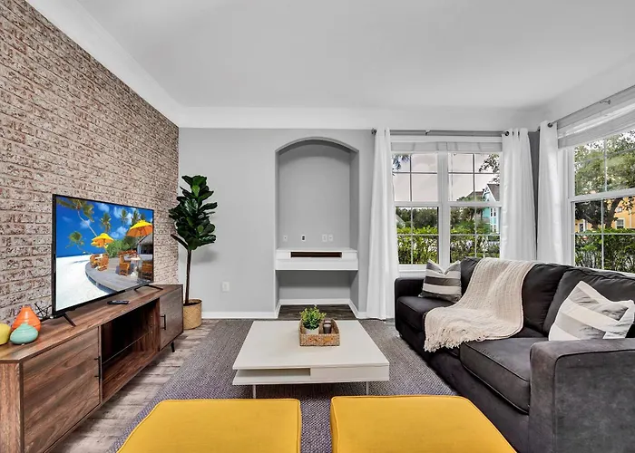 2 Bedroom Vacation Condo (2016)